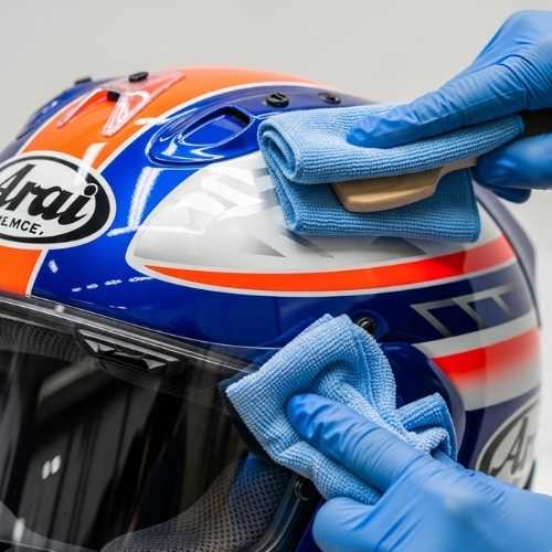Cuci Helm Arai Manja Motocare