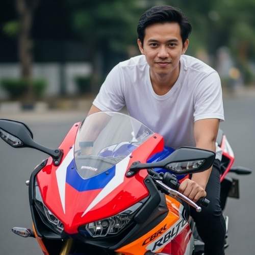 Testimonial Detailing Motor Manja Motocare Yoga Pemilik Motor CBR