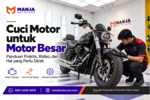 Close-up motor yang menunjukkan kondisi terkait cuci motor untuk motor besar